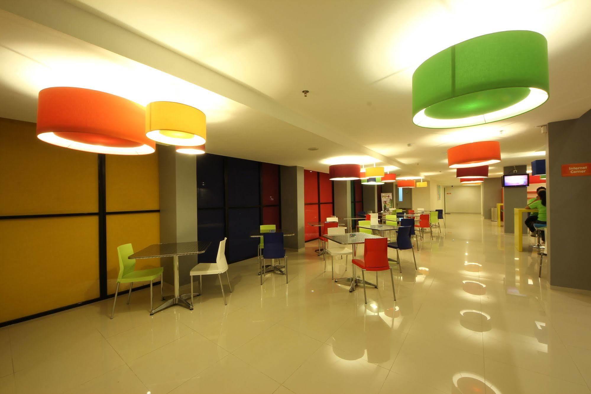 Pop! Kuta Hotel